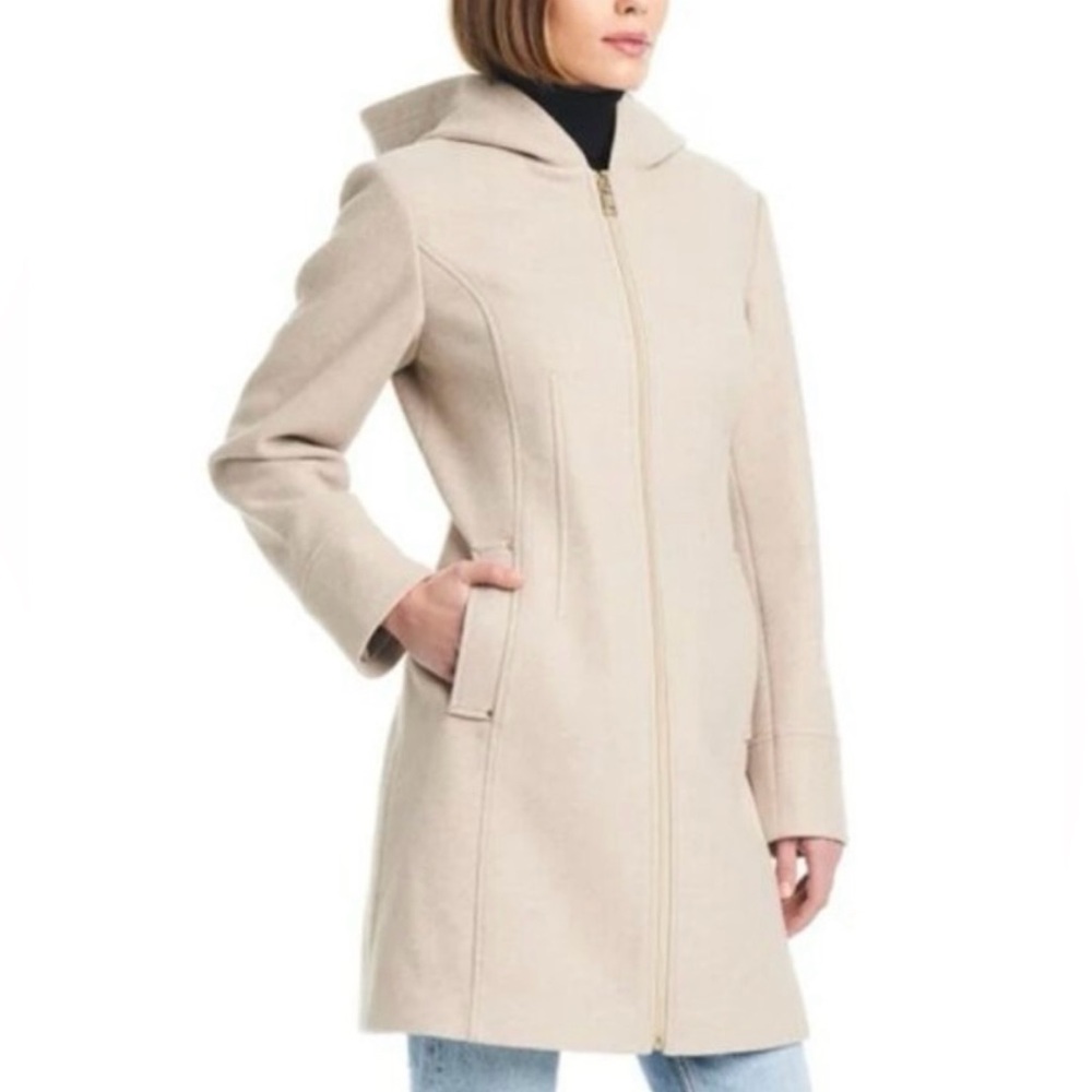 Vince Camuto coat
